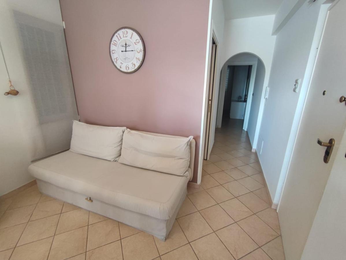 Sea Garden, Fronte Mare Con Piscina Apartment มาสคาลิ ภายนอก รูปภาพ